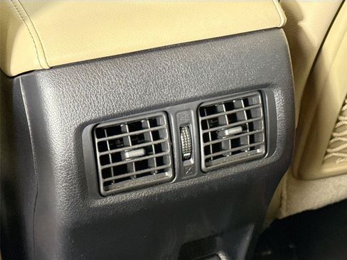 Used 2023 Toyota 4Runner Limited AWD/4WD image 40