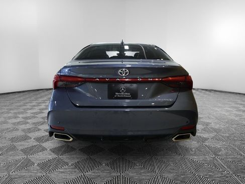 Used 2019 Toyota Avalon Touring image 4