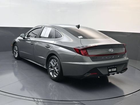 Used 2023 Hyundai Sonata SEL w/ Preferred Accessory Package FWD image 5