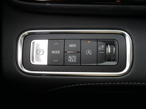 Used 2025 Buick Enclave Preferred image 26