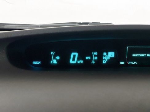 Used 2015 Toyota Prius Two image 23