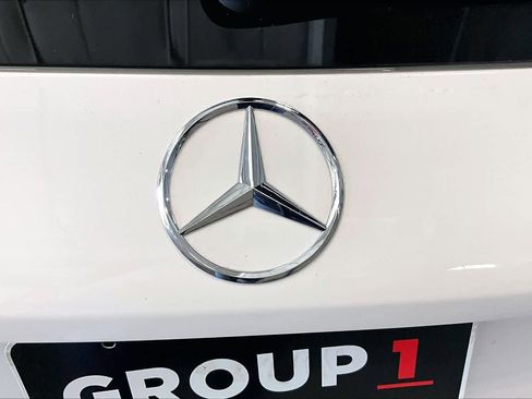 Used 2021 Mercedes-Benz GLC 300 GLC 300 image 30