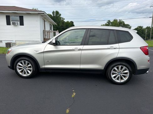Used 2017 BMW X3 sDrive28i RWD image 7