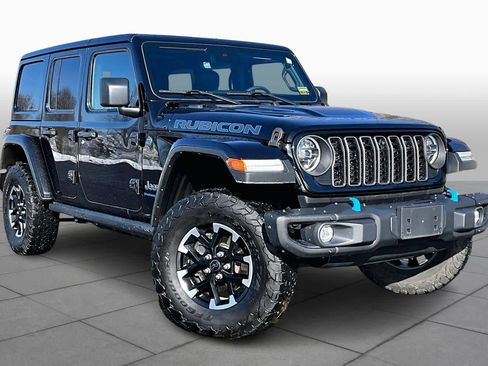 Used 2024 Jeep Wrangler Unlimited Rubicon 4xe image 3