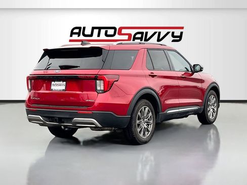 Used 2025 Ford Explorer Platinum image 7