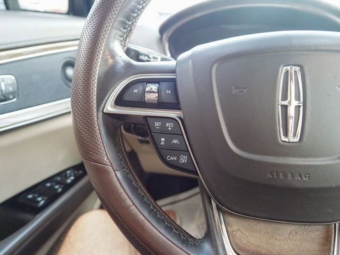 Used 2020 Lincoln Nautilus Reserve w/ Equipment Group 201A FWD image 25