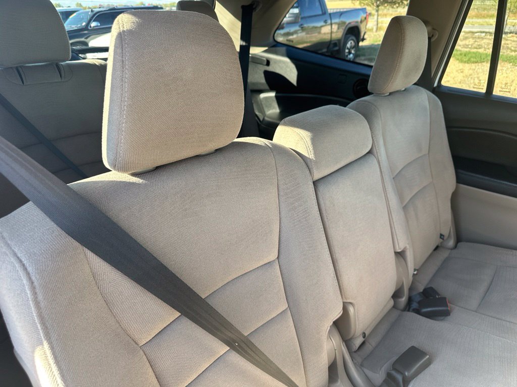 Used 2017 Honda Pilot EX image 34