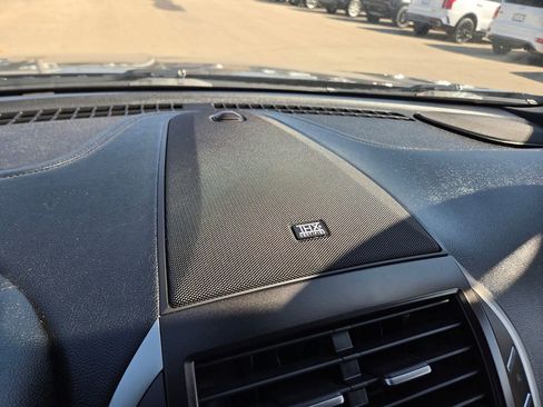 Used 2019 Lincoln MKC Reserve w/ MKC Climate Package image 8