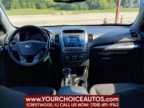 Used 2014 Kia Sorento LX AWD/4WD image 36