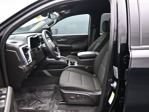 Used 2025 GMC Canyon Elevation w/ Convenience Package RWD image 9