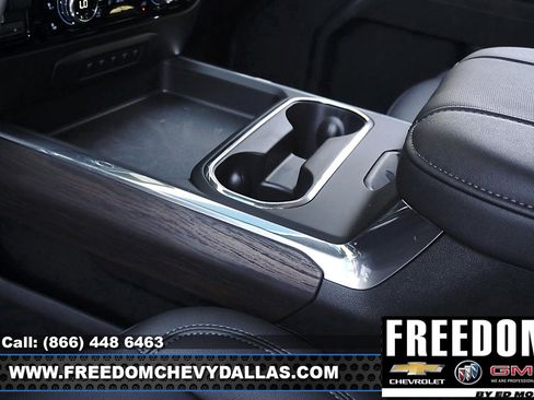 New 2025 GMC Sierra 2500 SLT w/ Texas SLT Premium Package image 34