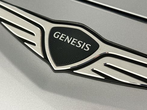 Used 2025 Genesis GV80 3.5T e-SC AWD/4WD image 36
