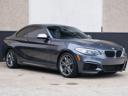 Used 2015 BMW M235i Coupe image 4