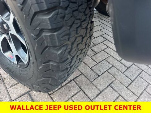 Used 2019 Jeep Wrangler Unlimited Rubicon AWD/4WD image 11