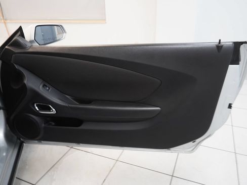 Used 2010 Chevrolet Camaro LT RWD image 21