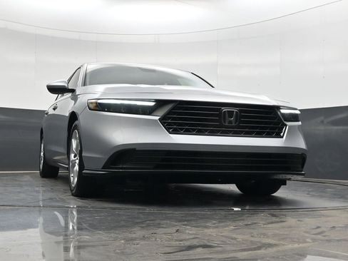 Certified 2024 Honda Accord LX image 25