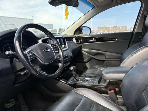 Used 2019 Kia Sorento EX FWD image 10