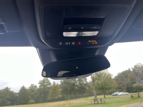 Certified 2025 Chevrolet Equinox EV LT w/ Convenience Package image 19