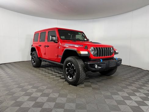Used 2024 Jeep Wrangler Unlimited Rubicon 4xe AWD/4WD image 5