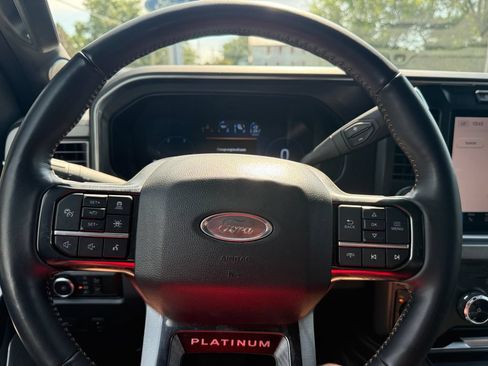 Used 2024 Ford F350 Platinum w/ FX4 Off-Road Package AWD/4WD image 33