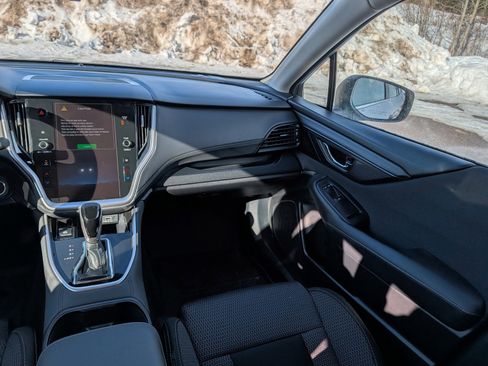 Certified 2025 Subaru Outback Premium image 11