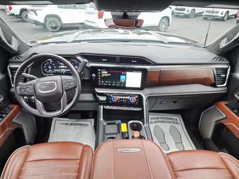 Certified 2024 GMC Sierra 2500 Denali Ultimate image 25