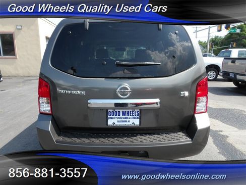 Used 2008 Nissan Pathfinder SE w/ Premium Pkg AWD/4WD image 6