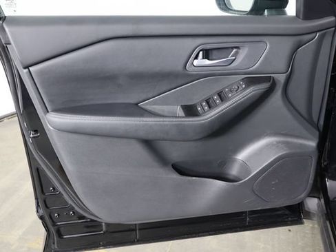 Used 2026 Nissan Rogue SV FWD image 20