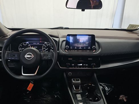 Used 2022 Nissan Rogue SV FWD image 10