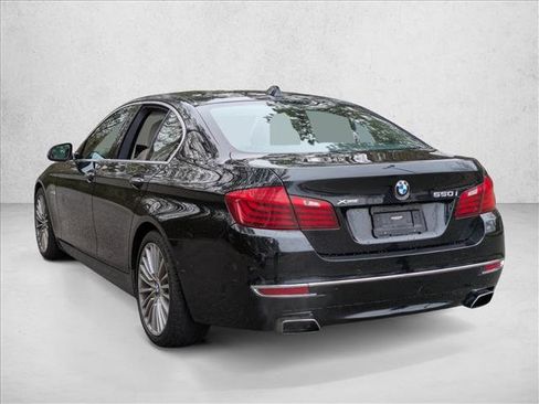 Used 2015 BMW 550i xDrive Sedan image 6