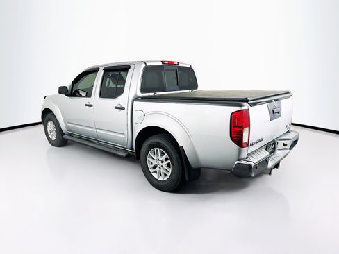 Used 2018 Nissan Frontier SV w/ Value Truck Package image 5