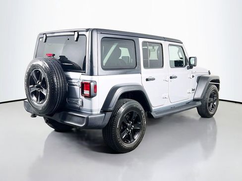 Used 2022 Jeep Wrangler Unlimited Sport image 5