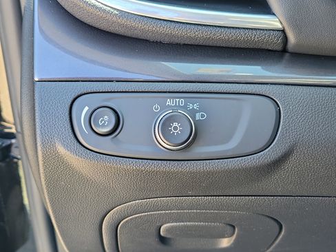 Used 2022 Buick Encore Preferred w/ Safety Package image 20