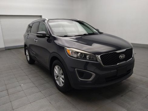Used 2017 Kia Sorento FWD w/ LX Convenience Package image 13