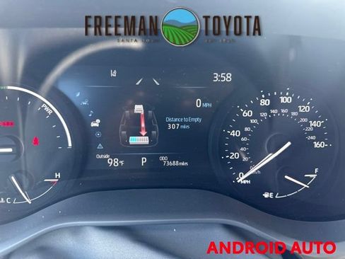 Used 2025 Toyota Sienna XLE FWD image 8