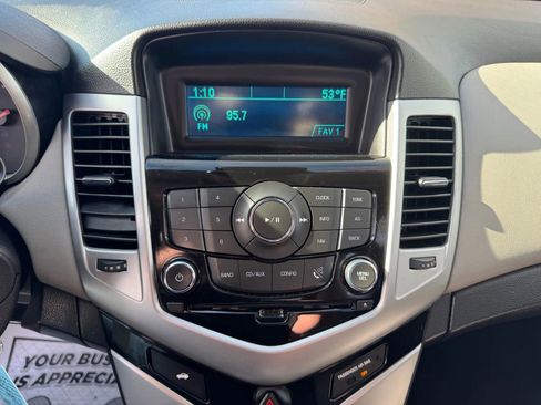 Used 2016 Chevrolet Cruze LS image 21