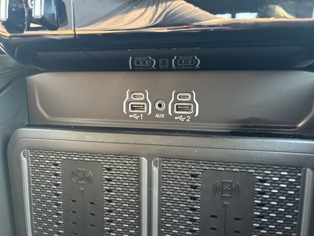 Used 2025 RAM 2500 Laramie AWD/4WD image 29
