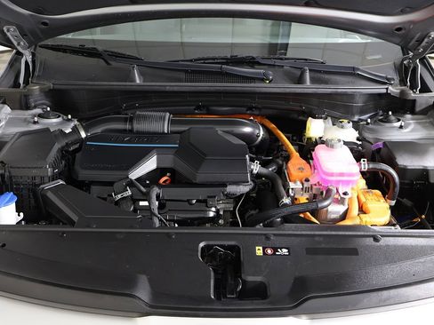 Used 2023 Kia Sportage LX image 19