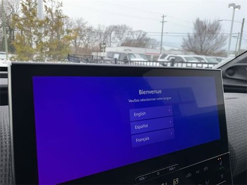 Used 2023 Toyota bZ4X Limited image 21