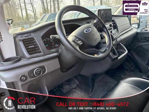 Used 2020 Ford Transit 250 Medium Roof AWD image 10