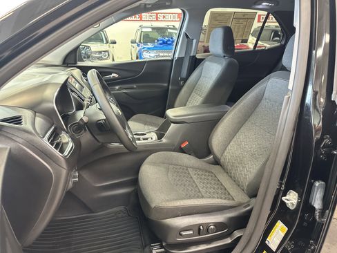 Used 2024 Chevrolet Equinox LT w/ LPO, Floor Liner Package image 4