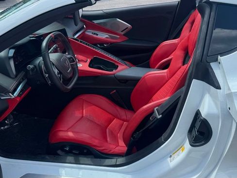Used 2022 Chevrolet Corvette Stingray Premium Cpe w/ Z51 Performance Package RWD image 10