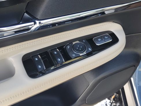 New 2026 Lincoln Corsair Grand Touring image 10