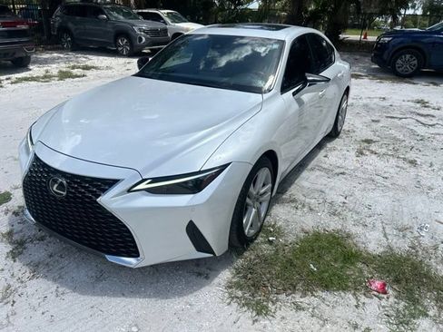 Used 2023 Lexus IS 300 w/ Comfort Package RWD image 2