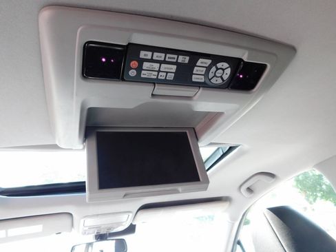Used 2016 Honda Pilot Touring image 21