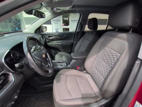 Used 2020 Chevrolet Equinox LT AWD/4WD image 9