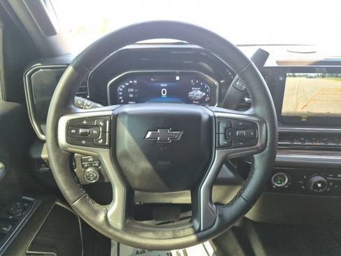 Used 2022 Chevrolet Silverado 1500 RST AWD/4WD image 17