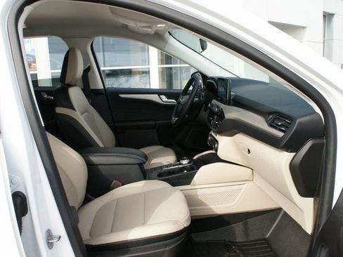 Used 2022 Ford Escape SEL image 37