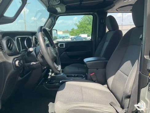Used 2023 Jeep Wrangler Sport AWD/4WD image 2