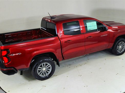 Used 2026 Chevrolet Colorado LT w/ LT Convenience Package AWD/4WD image 22